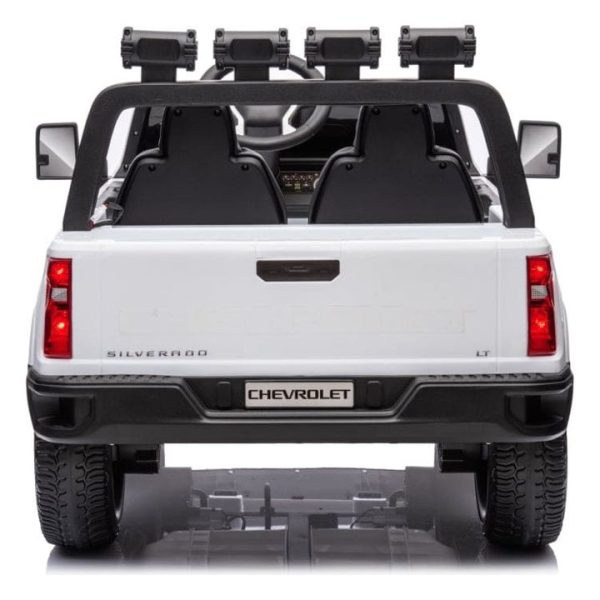 freddo-outdoor-24v-4x4-chevrolet-silverado-2-seater-ride-on-truck-for-kids-white-31443896402007_720x-6 freddo-outdoor-24v-4x4-chevrolet-silverado-2-seater-ride-on-truck-for-kids-white-31443896402007_720x-6
