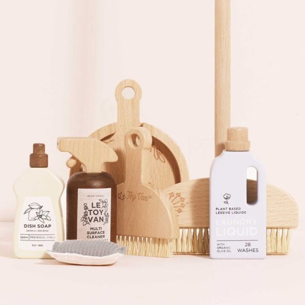 le-toy-van-preschool-7-piece-eco-friendly-wooden-cleaning-set-32562597855319_720x-3 le-toy-van-preschool-7-piece-eco-friendly-wooden-cleaning-set-32562597855319_720x-3