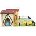 le-toy-van-preschool-wooden-farmyard-stables-31480125554775_720x-7