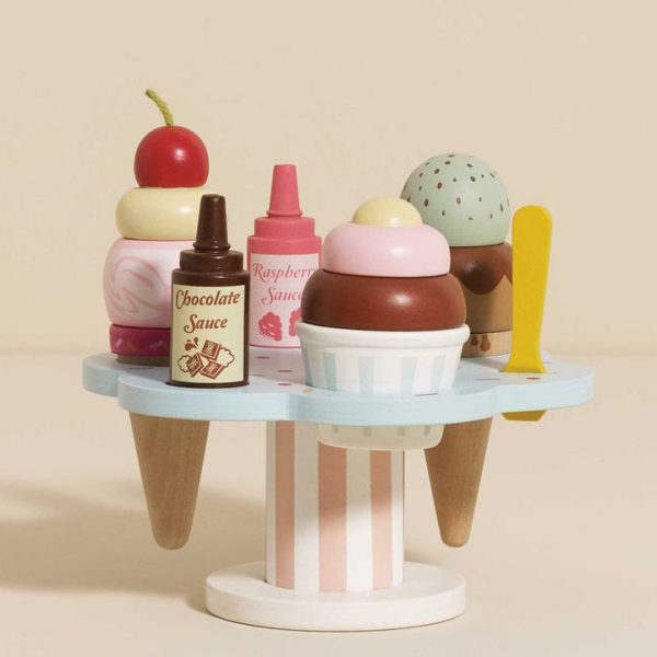 le-toy-van-preschool-wooden-ice-cream-stand-toppings-1153095560_720x le-toy-van-preschool-wooden-ice-cream-stand-toppings-1153095560_720x