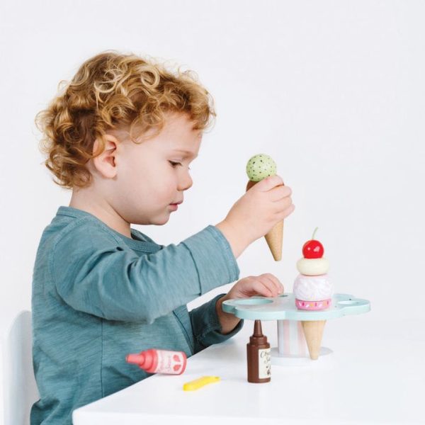 le-toy-van-preschool-wooden-ice-cream-stand-toppings-1153095561_720x-1 le-toy-van-preschool-wooden-ice-cream-stand-toppings-1153095561_720x-1