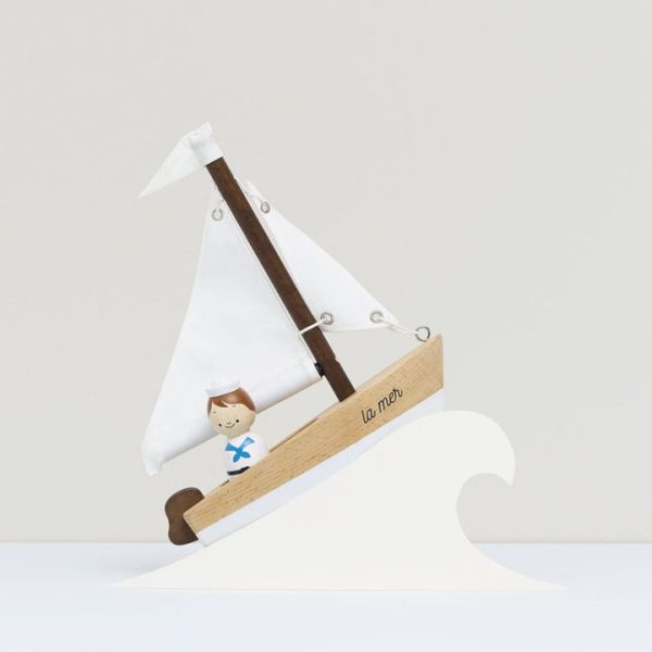 le-toy-van-preschool-wooden-sailing-boat-captain-32563050283095_720x-3 le-toy-van-preschool-wooden-sailing-boat-captain-32563050283095_720x-3