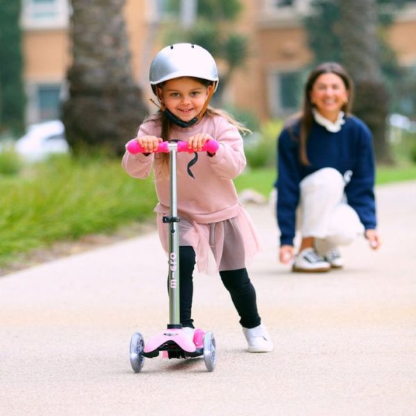 micro-kickboard-outdoor-micro-mini-led-scooter-neon-pink-32480888324183_720x-2 micro-kickboard-outdoor-micro-mini-led-scooter-neon-pink-32480888324183_720x-2