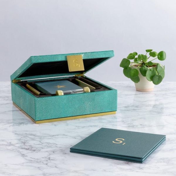 ws-game-company-games-scrabble-del-mar-shagreen-edition-30432177815639_720x-6 ws-game-company-games-scrabble-del-mar-shagreen-edition-30432177815639_720x-6